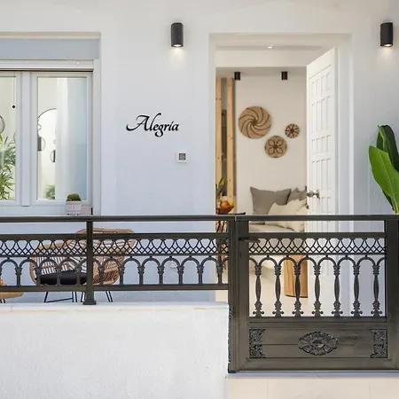 公寓 Naxos Alegria Luxury Naxos City