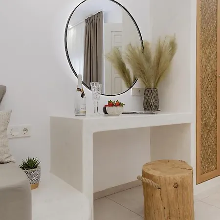 Naxos Alegria Luxury Apartment